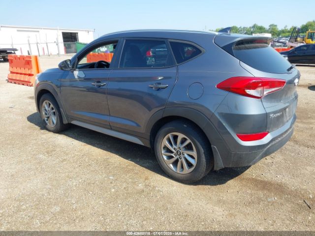 2018 HYUNDAI TUCSON KM8J33A43JU832467 Photo 2