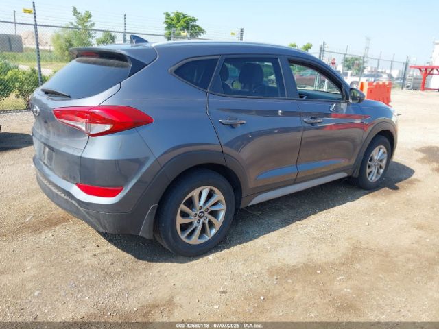 2018 HYUNDAI TUCSON KM8J33A43JU832467 Photo 3