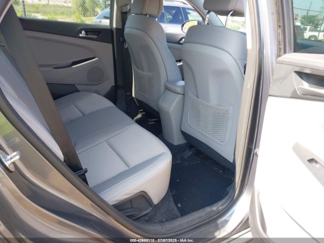 2018 HYUNDAI TUCSON KM8J33A43JU832467 Photo 7