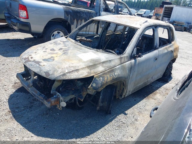 WVGBV7AX1FW557600 Volkswagen 2015