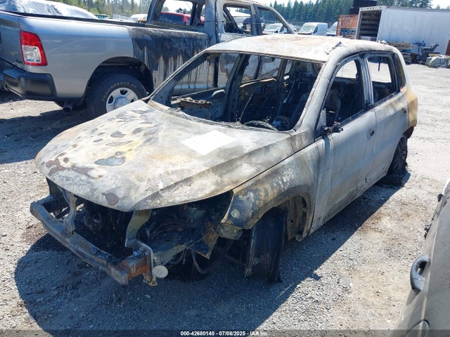 WVGBV7AX1FW557600 Volkswagen 2015