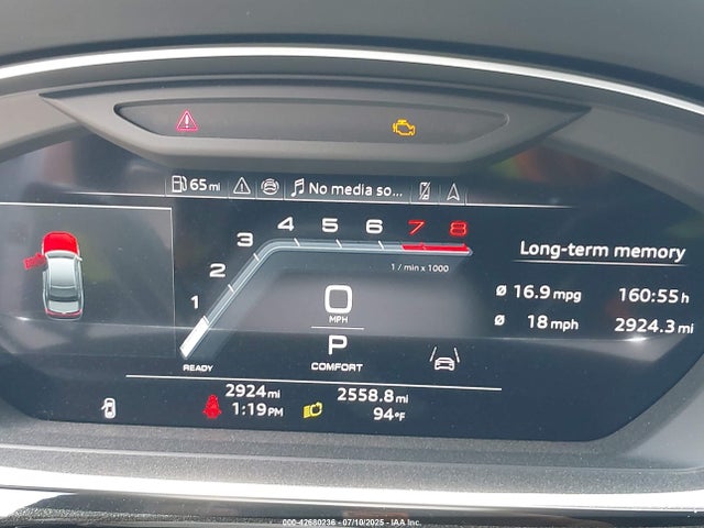 2025 AUDI A8 WAULDAF82SN001562 Photo 6