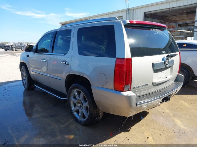 2007 CADILLAC ESCALADE 1GYFK63867R136769 Photo 2