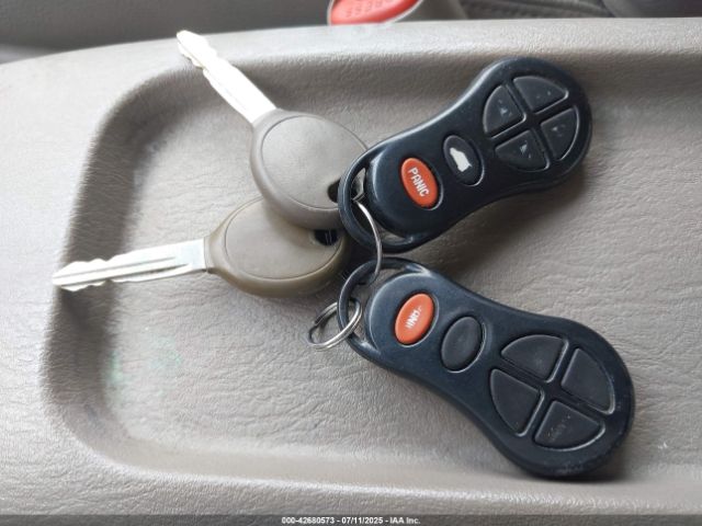 2002 CHRYSLER TOWN & COUNTRY 2C8GP54L22R578149 Photo 10