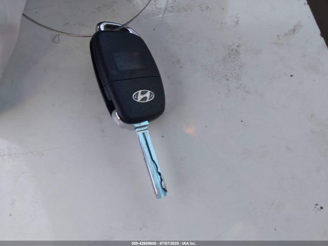 Hyundai 2016 2016 KM8J3CA41GU037118 Image 11