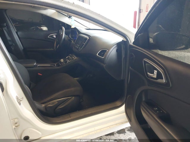 Chrysler 2015 2015 1C3CCCAB5FN596003 Image 5