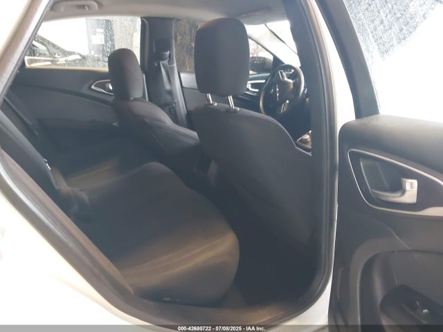 Chrysler 2015 2015 1C3CCCAB5FN596003 Image 8