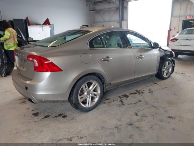 2015 VOLVO S60 YV126MFK7F1337818 Photo 3