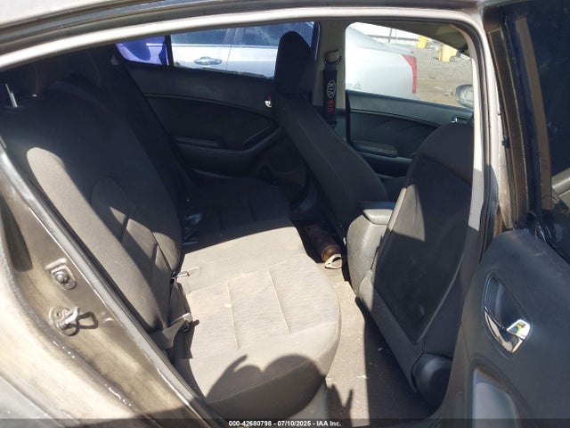 KNAFK4A6XG5550413 KIA mpi nu
