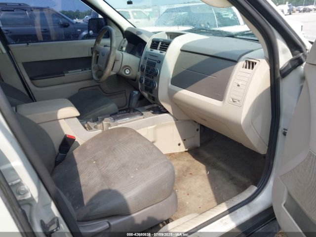 2009 FORD ESCAPE 1FMCU03G09KC12940 Photo 4