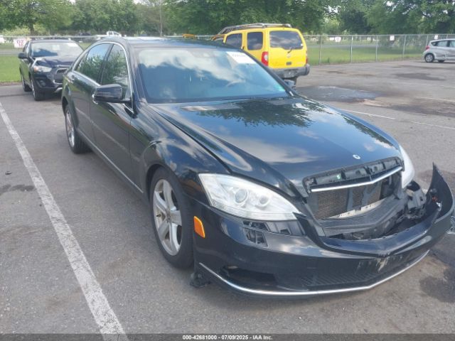 2011 MERCEDES-BENZ S 550 WDDNG8GB4BA406888