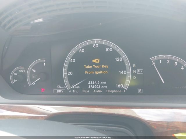 2011 MERCEDES-BENZ S 550 WDDNG8GB4BA406888 Photo 6