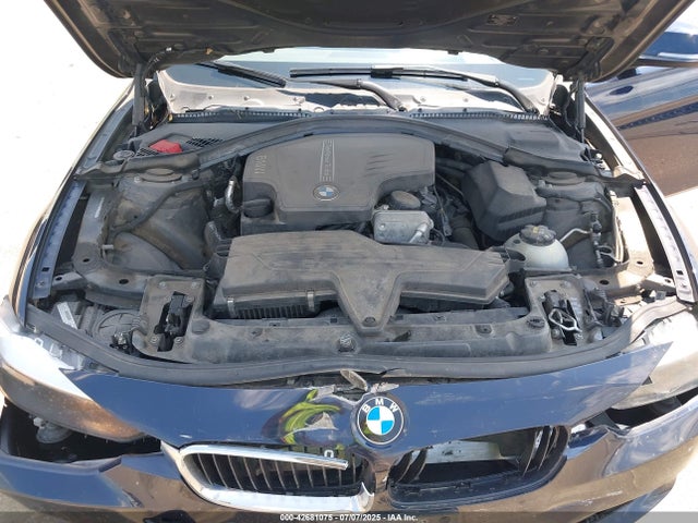 WBA3C3G50FNS73634 BMW 320i