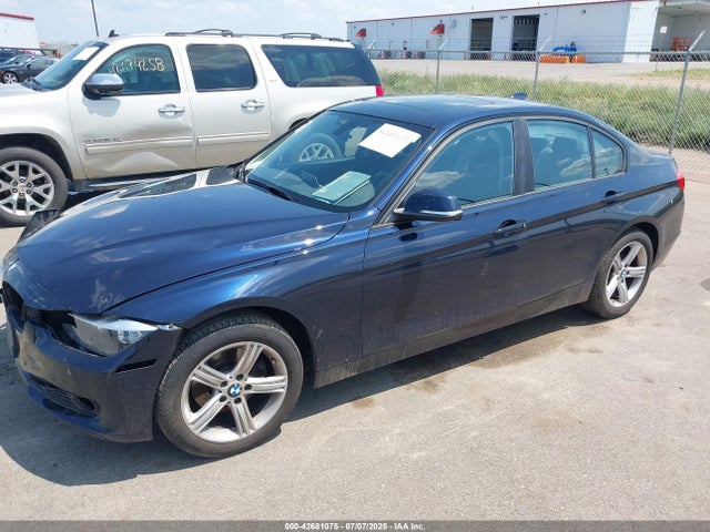 WBA3C3G50FNS73634 BMW 320i