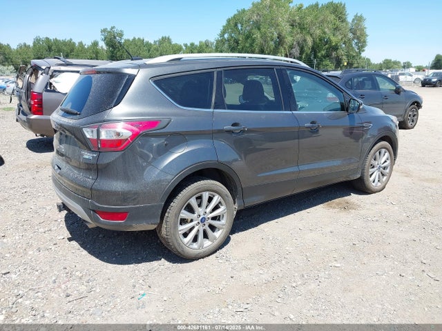 1FMCU9J93HUB61610 Ford 2017