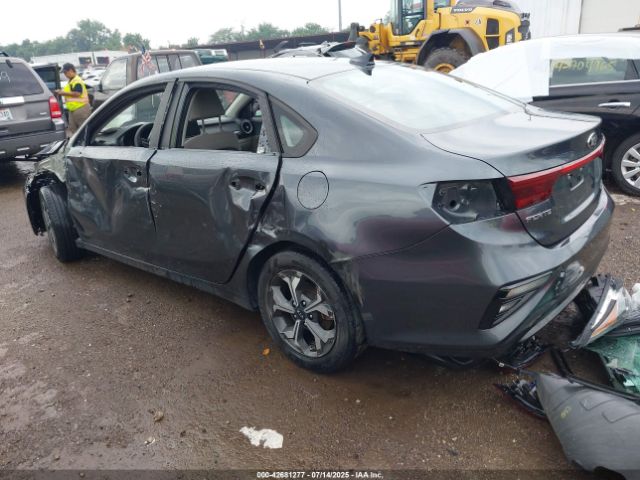 2021 KIA FORTE 3KPF24AD6ME356768 Photo 2