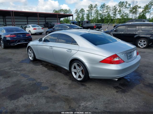 2007 MERCEDES-BENZ CLS 550 WDDDJ72X87A084645 Photo 2
