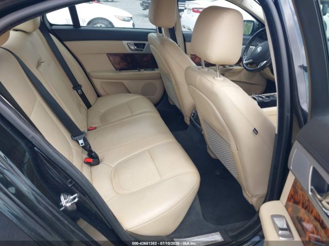 2012 JAGUAR XF SAJWA0FB5CLS55019 Photo 7