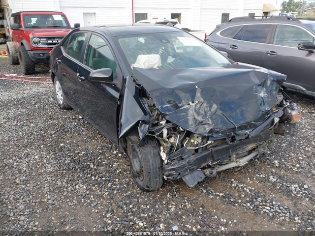 2017 2T1BURHE8HC825741 main image