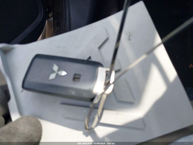 2018 MITSUBISHI OUTLANDER JA4AD3A34JZ039281 Photo 10