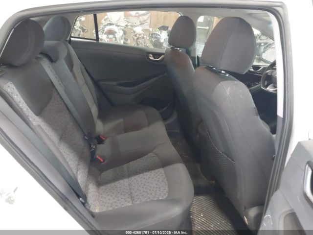 2017 HYUNDAI IONIQ HYBRID KMHC65LC1HU030557 Photo 7