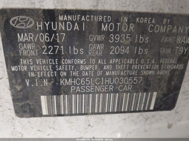 2017 HYUNDAI IONIQ HYBRID KMHC65LC1HU030557 Photo 8