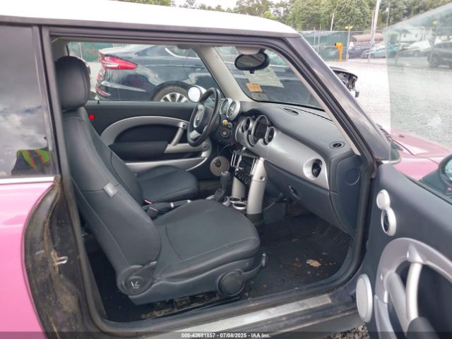 2005 MINI COOPER WMWRC33515TJ72970 Photo 4