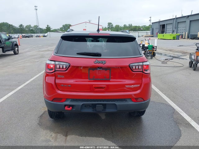 3C4NJDDB3KT629201 Jeep 2019