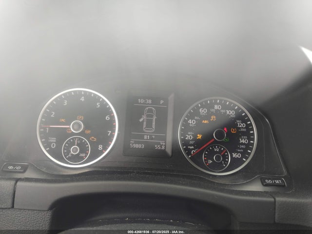 WVGAV7AX5JK004573 Volkswagen TIGUAN LIMITED