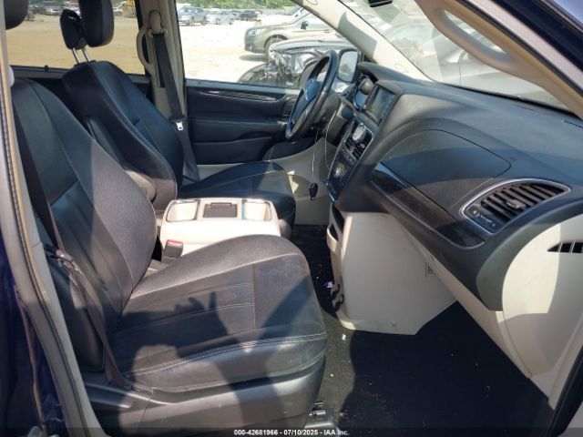 2016 CHRYSLER TOWN & COUNTRY 2C4RC1BG2GR254517 Photo 4
