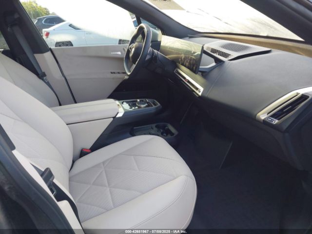2025 BMW IX WB523CF00SCU41021 Photo 4