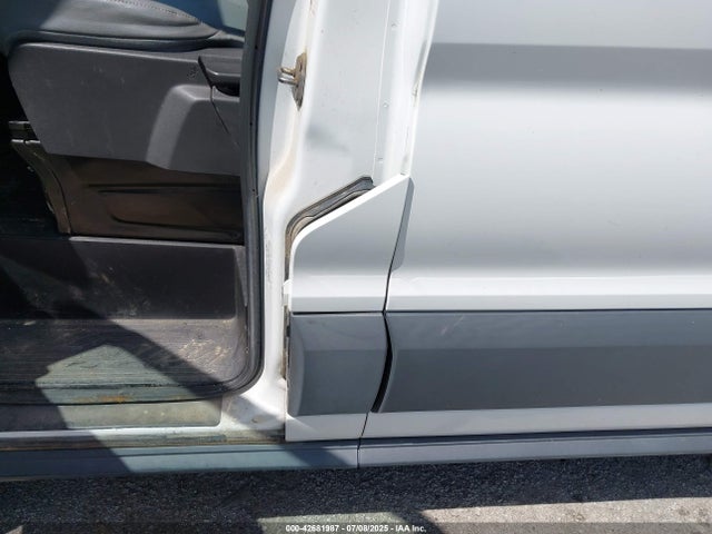 1FTNR3XVXFKB29374 Ford 2015