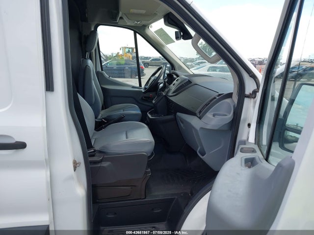 1FTNR3XVXFKB29374 Ford 2015
