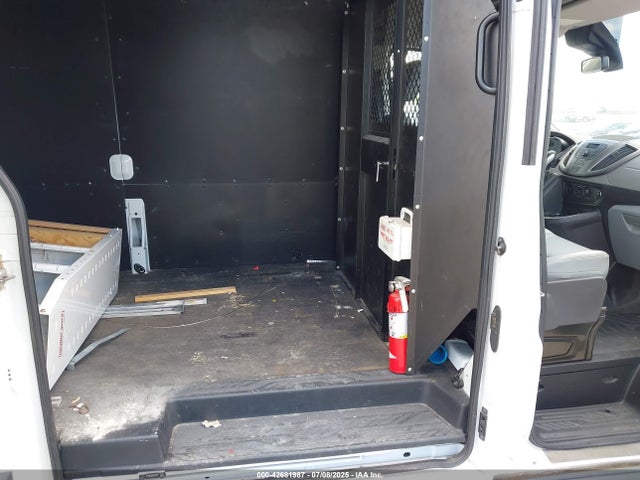 1FTNR3XVXFKB29374 Ford 2015