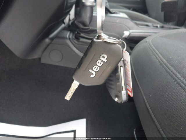 2021 JEEP WRANGLER 1C4GJXAN1MW664034 Photo 10