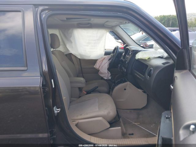 2014 JEEP PATRIOT 1C4NJRFB4ED602061 Photo 4