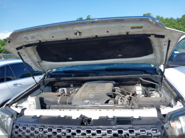 2019 TOYOTA TUNDRA 5TFRM5F13KX139638 Photo 9