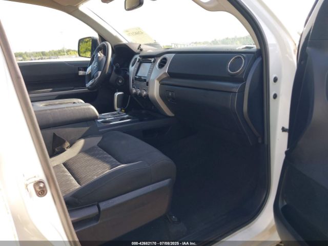 2019 TOYOTA TUNDRA 5TFRM5F13KX139638 Photo 4