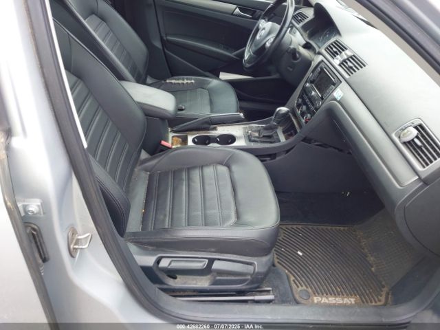 2015 VOLKSWAGEN PASSAT 1VWBT7A33FC058884 Photo 4