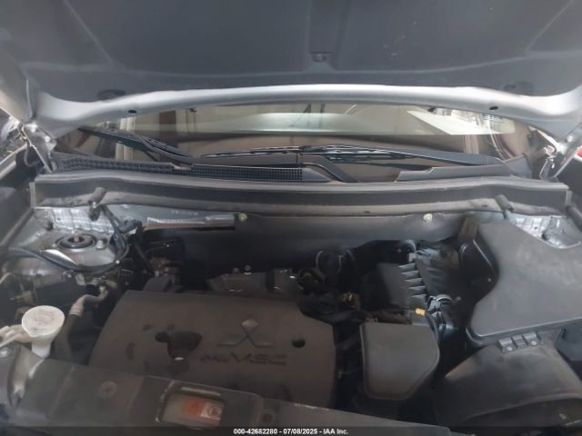 2019 MITSUBISHI OUTLANDER JA4AZ3A37KZ025958 Photo 9