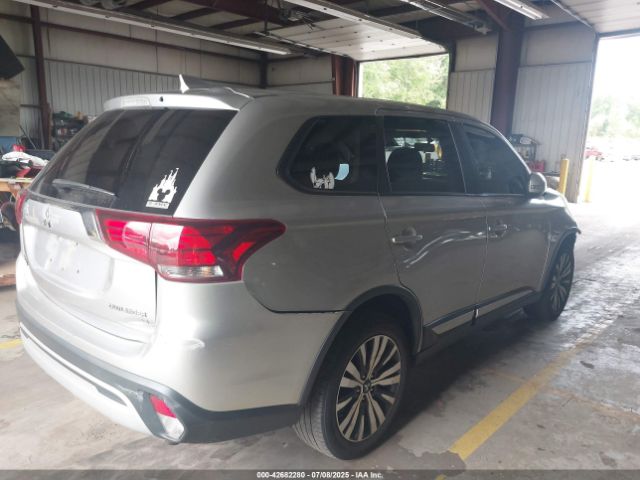 2019 MITSUBISHI OUTLANDER JA4AZ3A37KZ025958 Photo 3