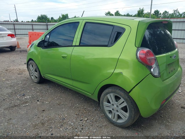 Chevrolet ll0 2014 KL8CB6S93EC577643 Image 3