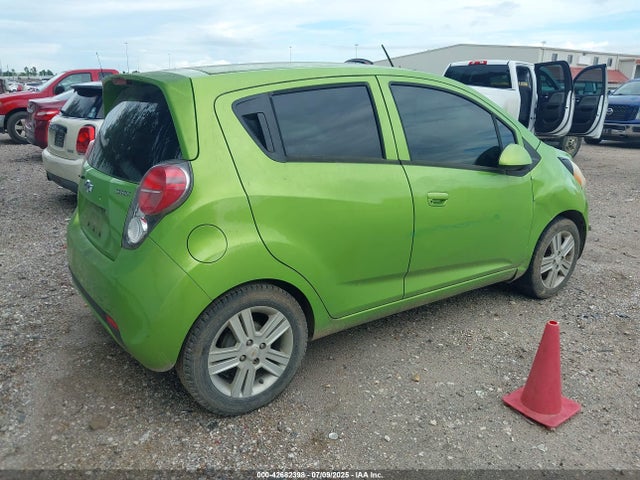 Chevrolet ll0 2014 KL8CB6S93EC577643 Image 4