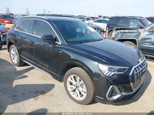 2022 AUDI Q3 WA1EECF37N1130864 Photo 0