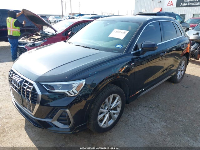 2022 AUDI Q3 WA1EECF37N1130864 Photo 1