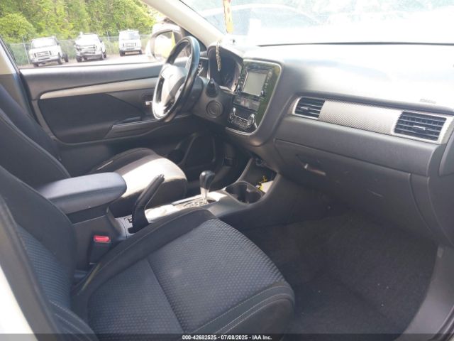 2016 MITSUBISHI OUTLANDER JA4AZ3A30GZ048604 Photo 4