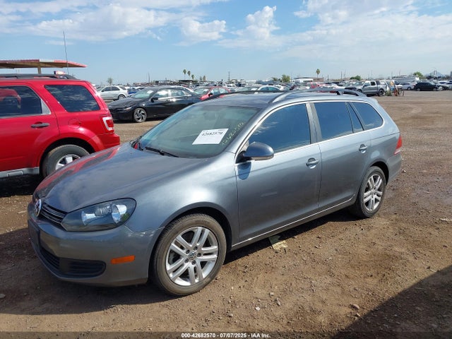 3VWPL7AJ8EM600921 Volkswagen 2014