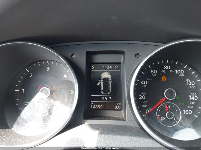 3VWPL7AJ8EM600921 Volkswagen 2014