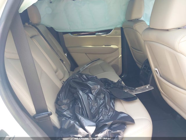 2017 CADILLAC XT5 1GYKNBRS3HZ212662 Photo 7