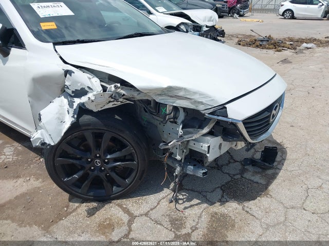 Mazda py 2017 JM1GL1V54H1155916 Image 6